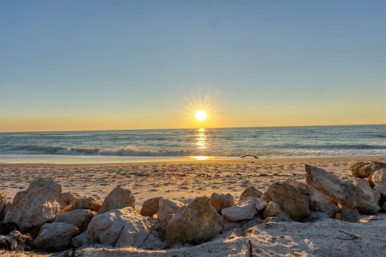 Property Photo: 5070 N Beach Road FL 34223