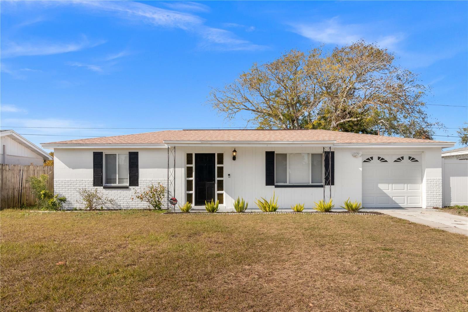 Property Photo:  2349 Grandin Street  FL 34690 