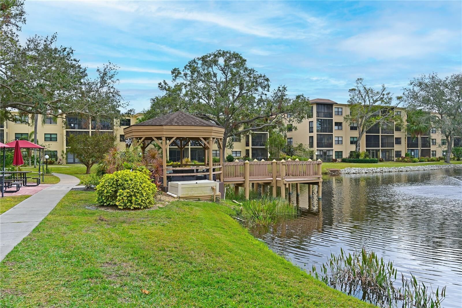 Property Photo: 425 30th Avenue W C102 FL 34205