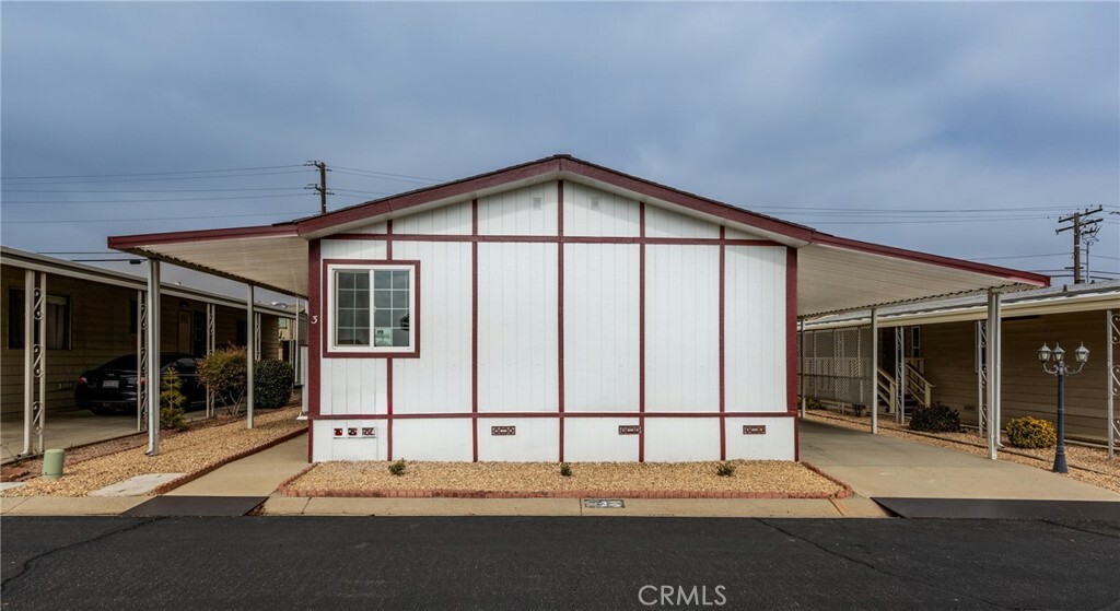 Property Photo:  5700 W Wilson Street 3  CA 92220 