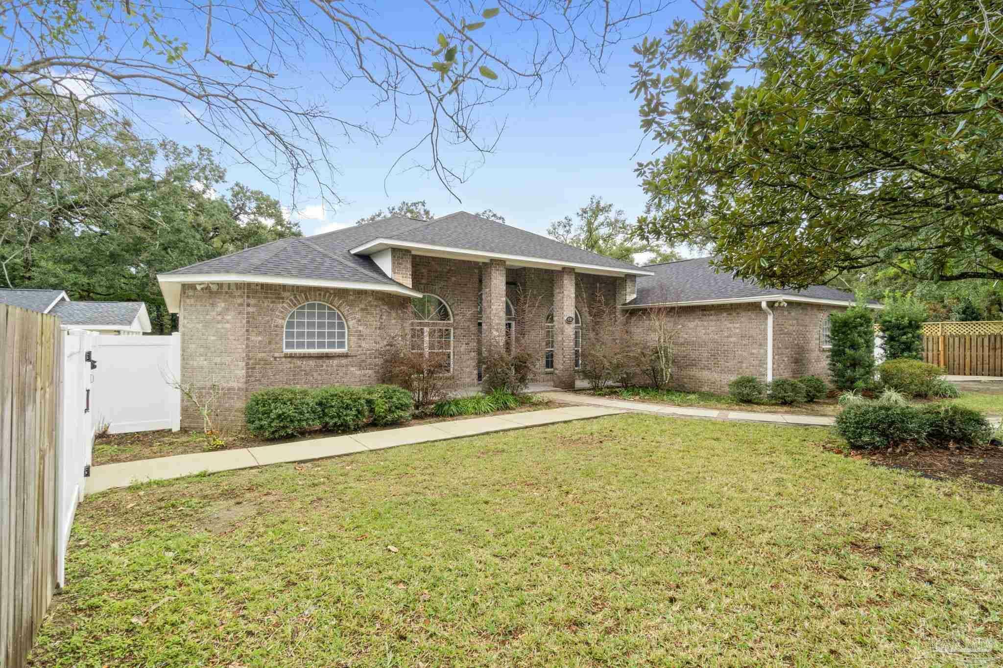 Property Photo:  4100 Monteigne Dr  FL 32504 