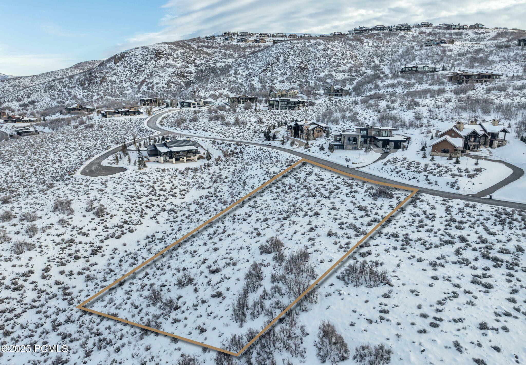 Property Photo:  648 Canyon Gate Road  UT 84098 