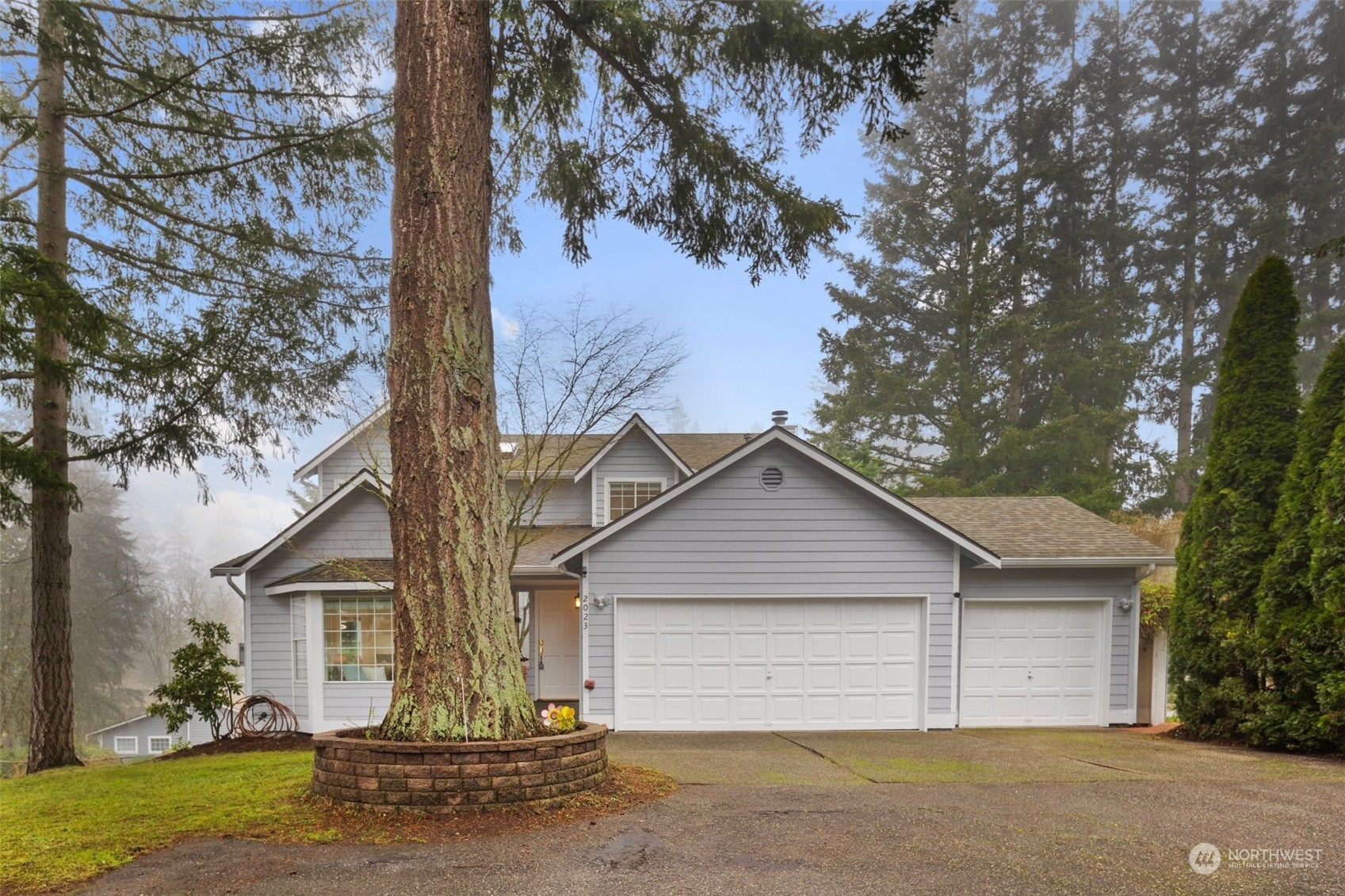 Property Photo:  2023  228th Avenue SE  WA 98075 