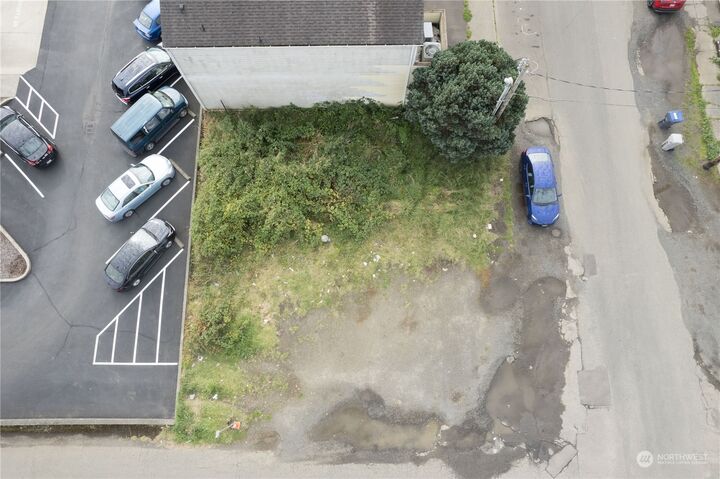 110 S Harbor Street  Aberdeen WA 98520 photo