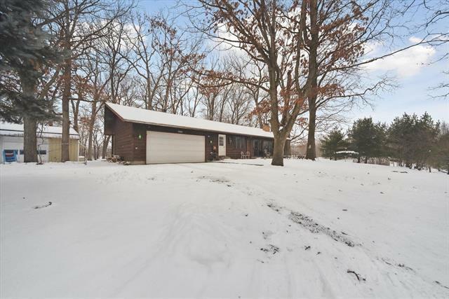 Property Photo:  13907 Upton Road  MI 48808 