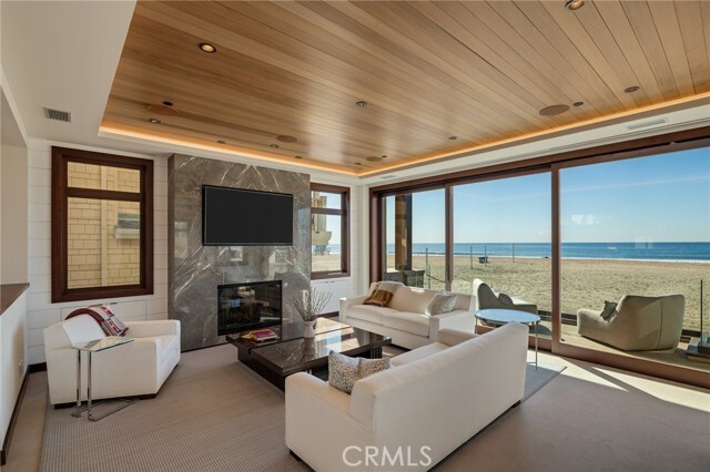 Property Photo: 1932 The Strand CA 90254