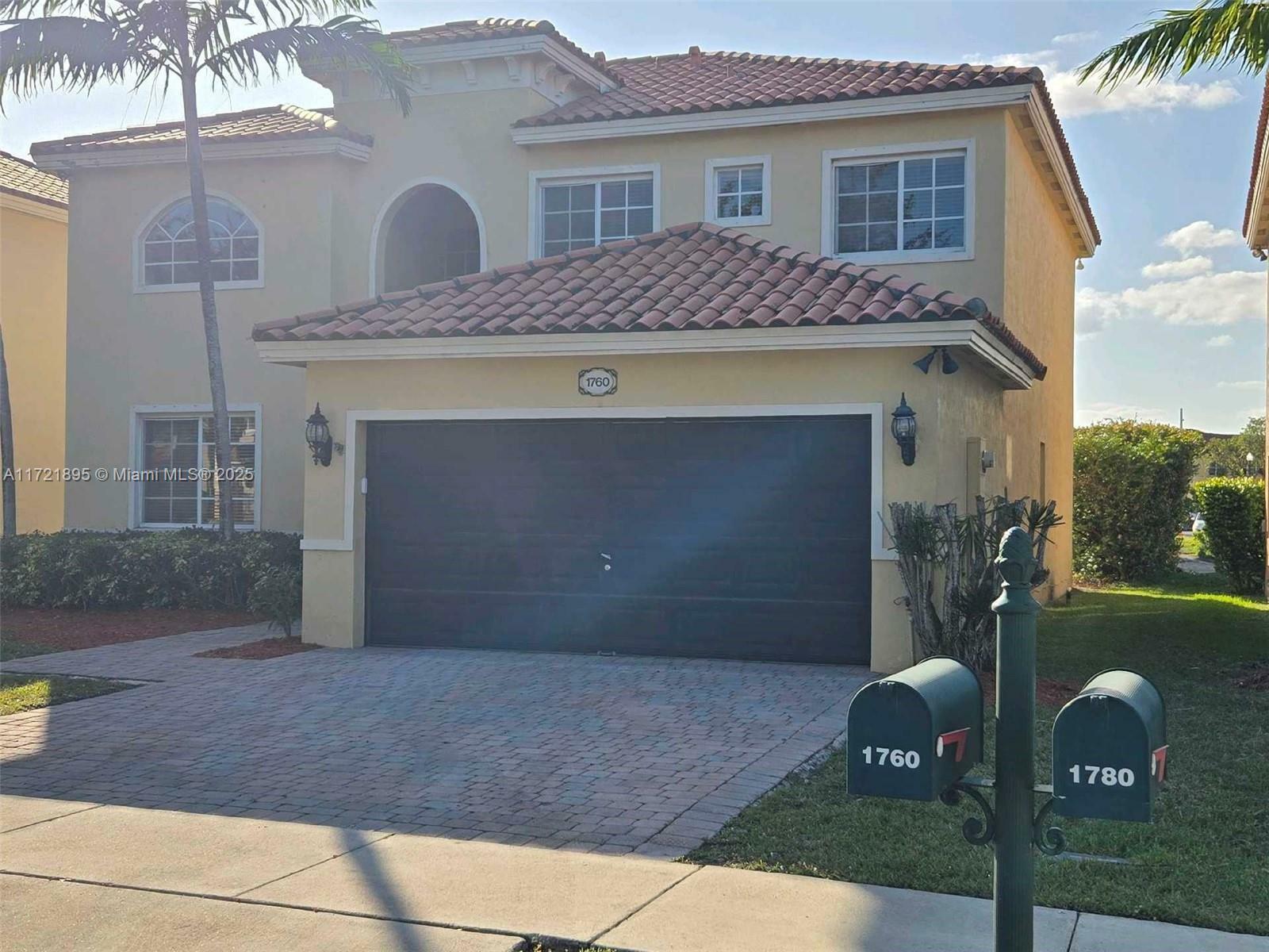 Property Photo:  1760 NE 35th Ave  FL 33033 