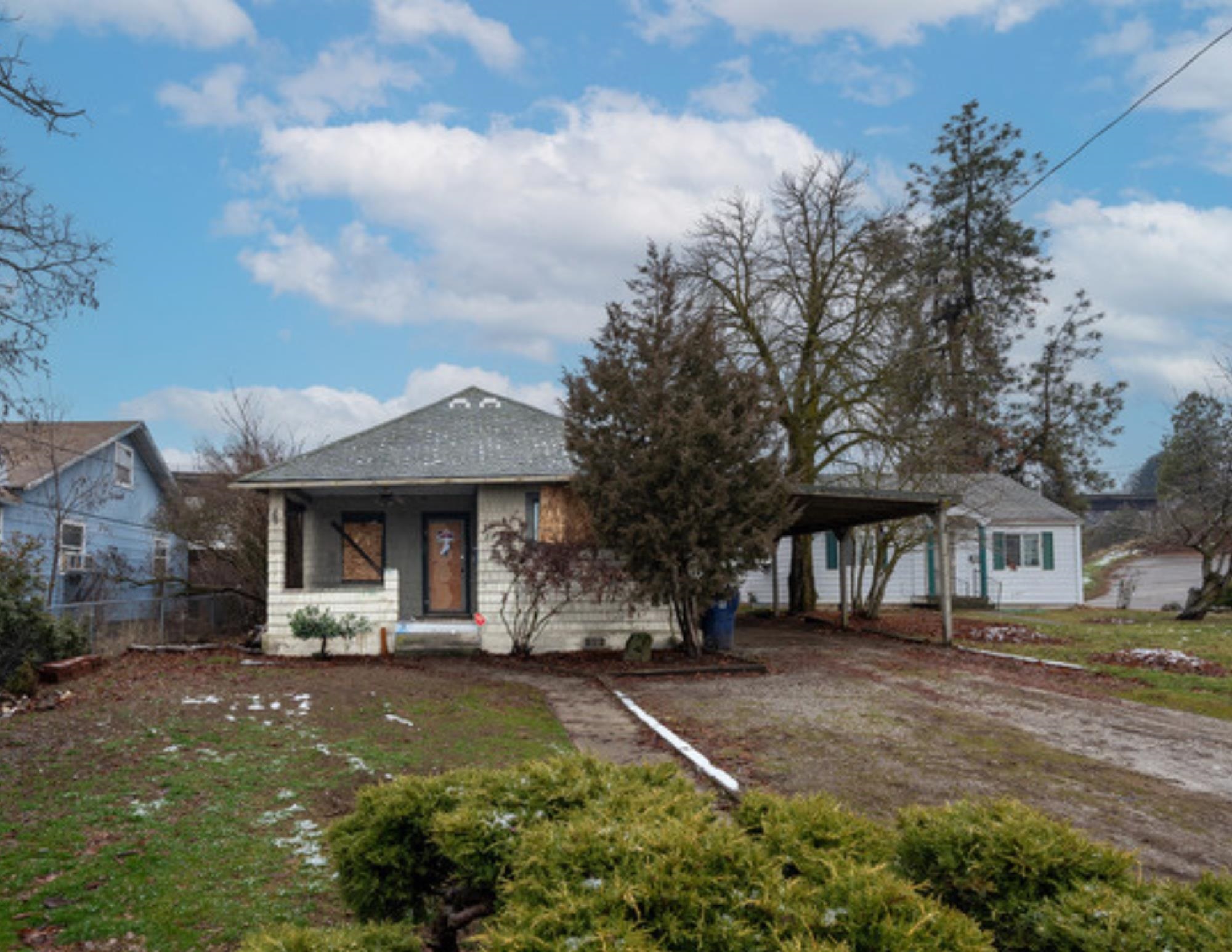 Property Photo:  2723 W 8th Ave  WA 99224 