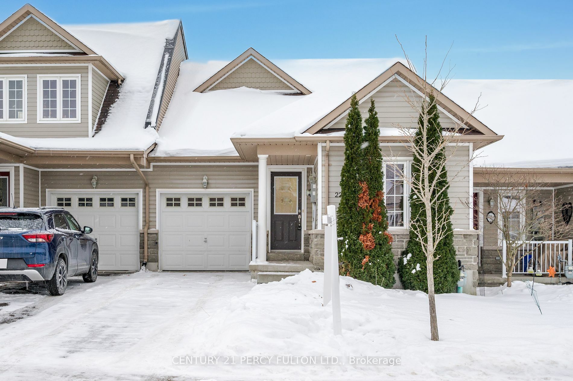 Property Photo:  223 Cowling Hts  ON K9K 0B2 