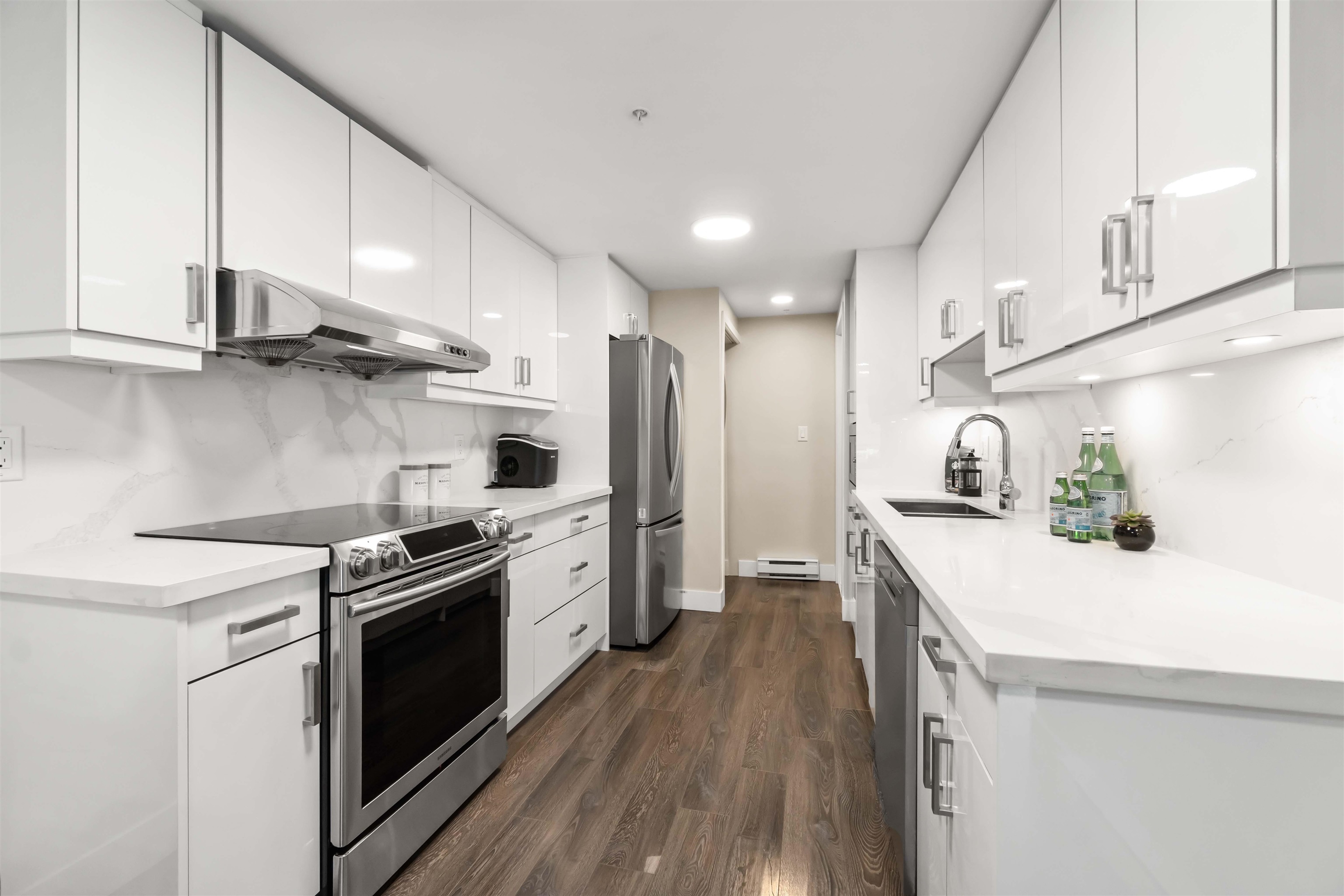 Property Photo: 5633 Senlac Street BC V5R 6G8