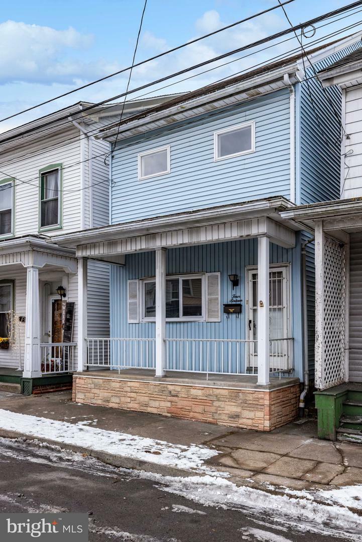 Property Photo:  416 Main Street  PA 17048 