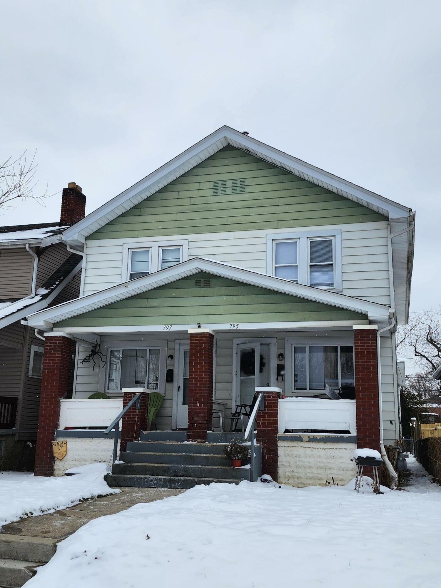 Property Photo:  795-797 E Deshler Avenue  OH 43206 