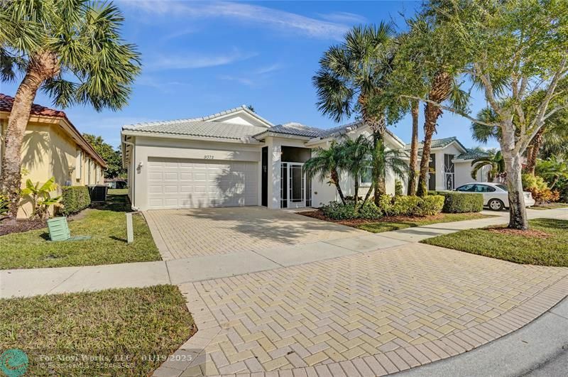 Property Photo:  9372 Sandpiper Ln  FL 33411 