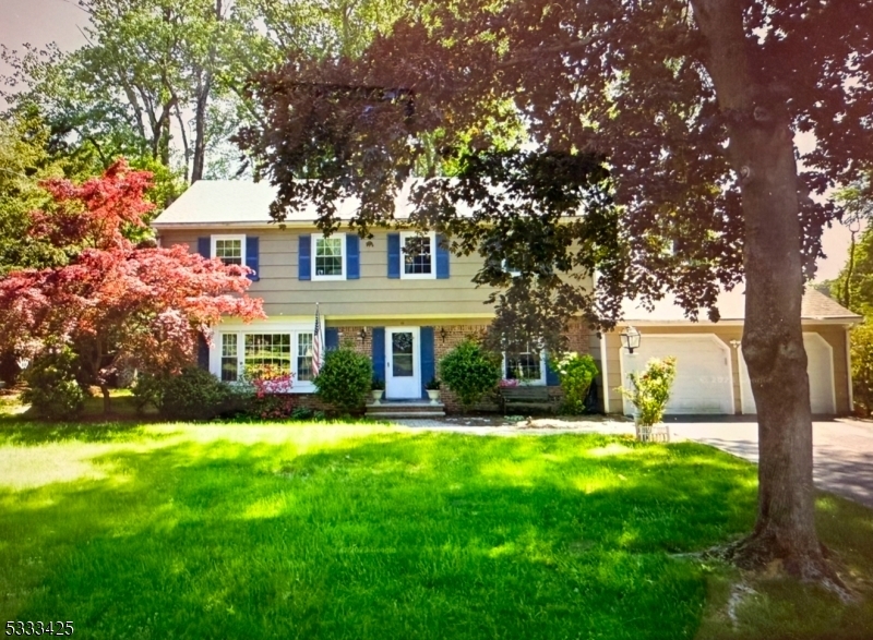 11 Parker Ct  Florham Park Boro NJ 07932 photo