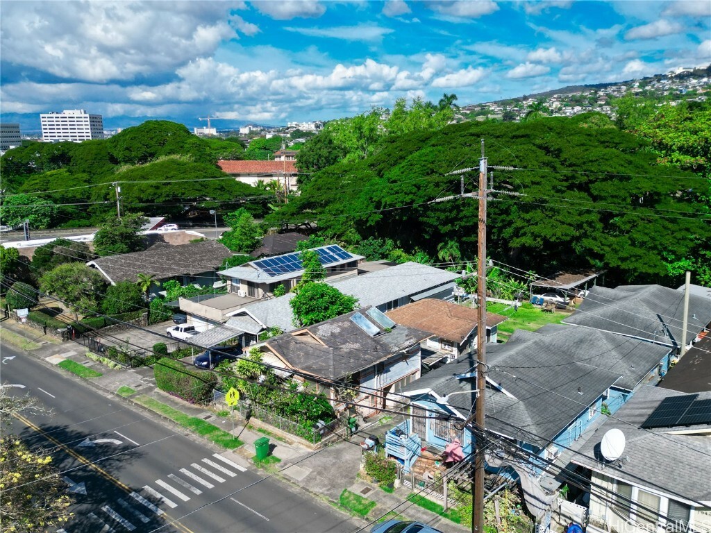 Property Photo:  1934 Pauoa Road  HI 96813 