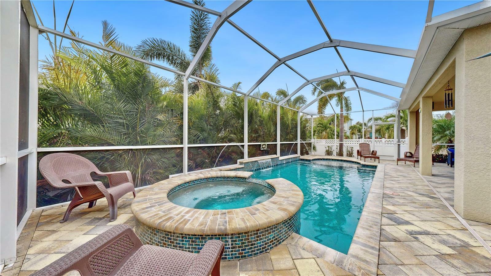 Property Photo:  5230 Admiral Pointe Drive  FL 33572 