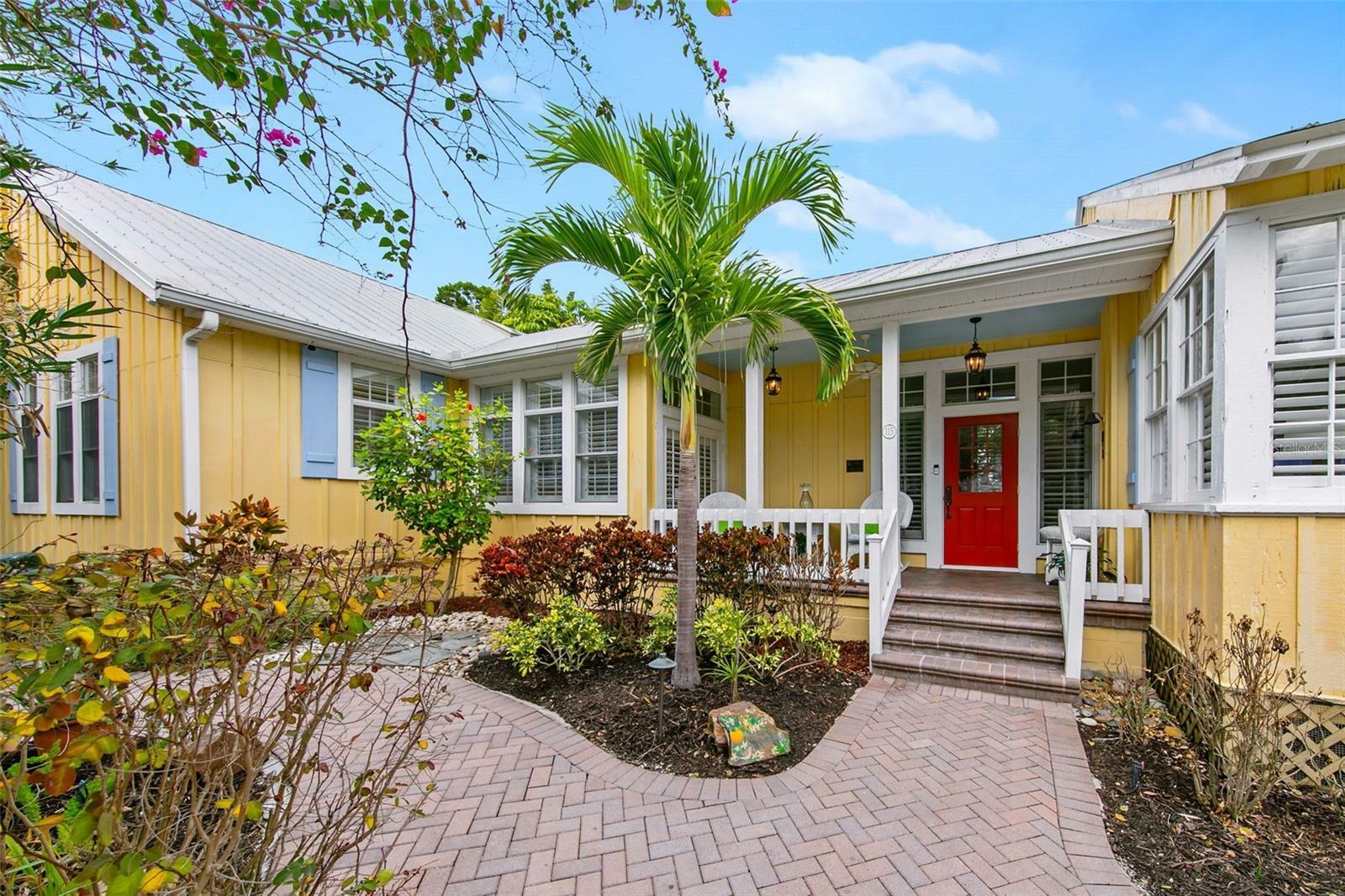 Property Photo:  115 Edmondson Avenue  FL 34242 