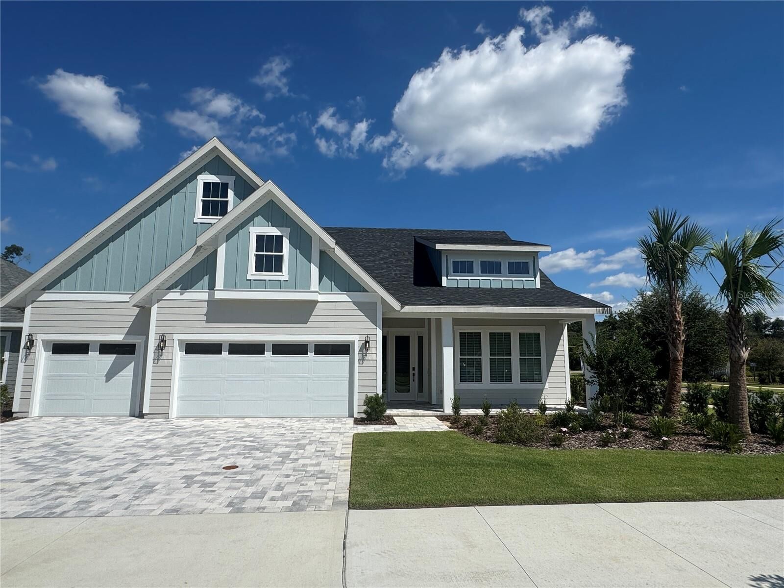 Property Photo:  661 SW 144th Drive  FL 32669 