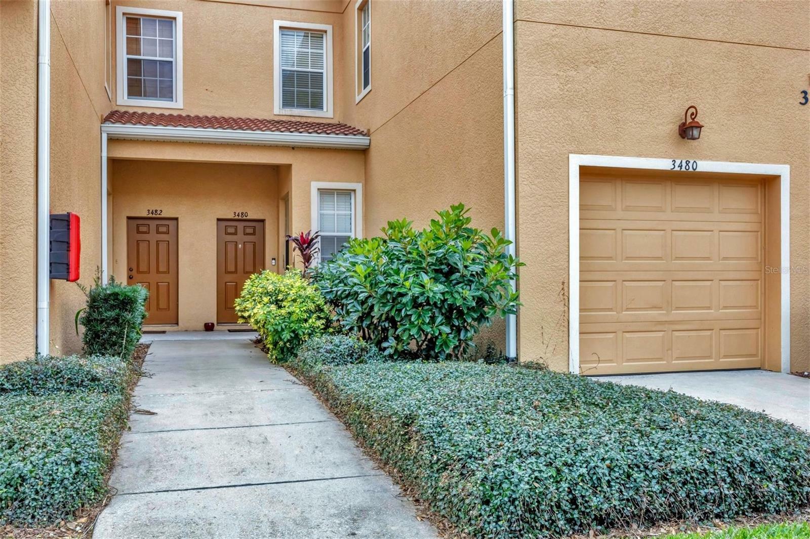 Property Photo:  3480 Parkridge Circle 32-103  FL 34243 