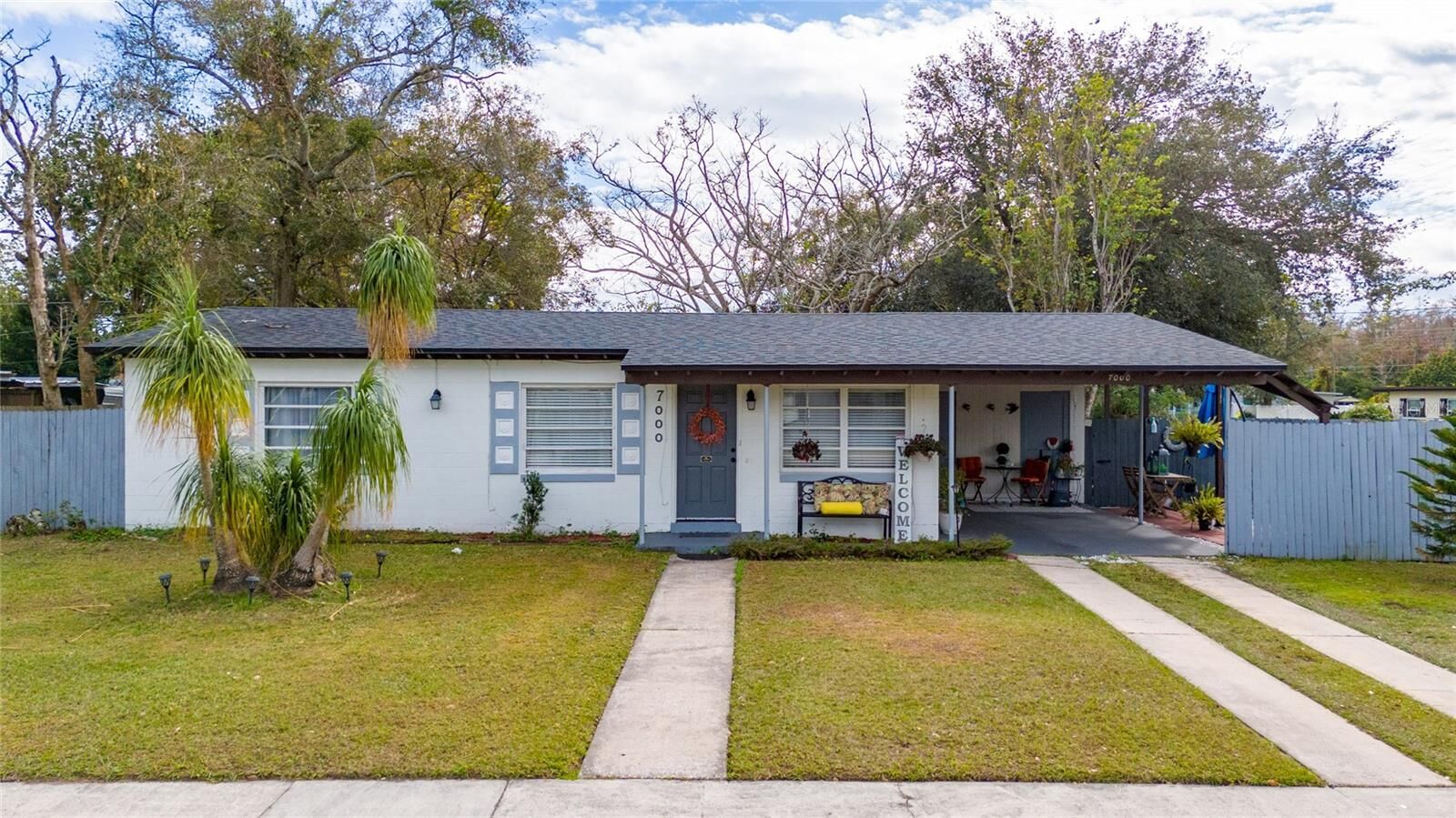 Property Photo: 7000 Moderna Way FL 32822