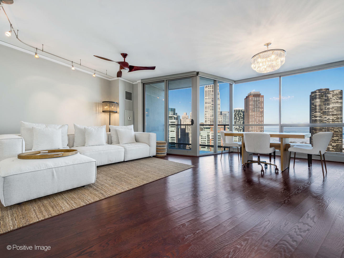 Property Photo: 420 E Waterside Drive 2812 IL 60601