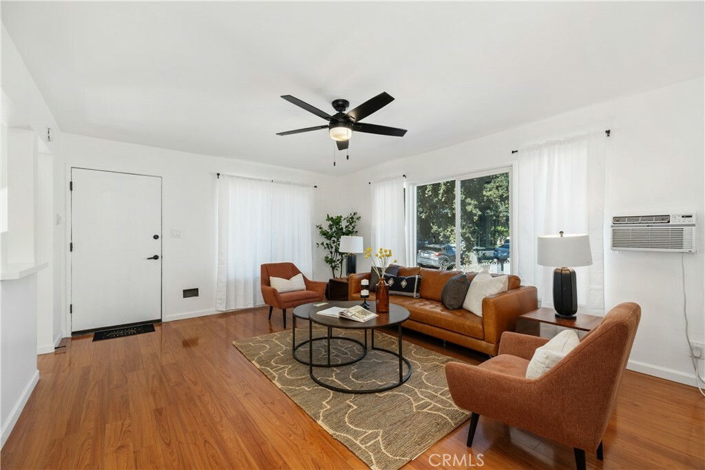 Property Photo:  5536 Linden Avenue  CA 90805 