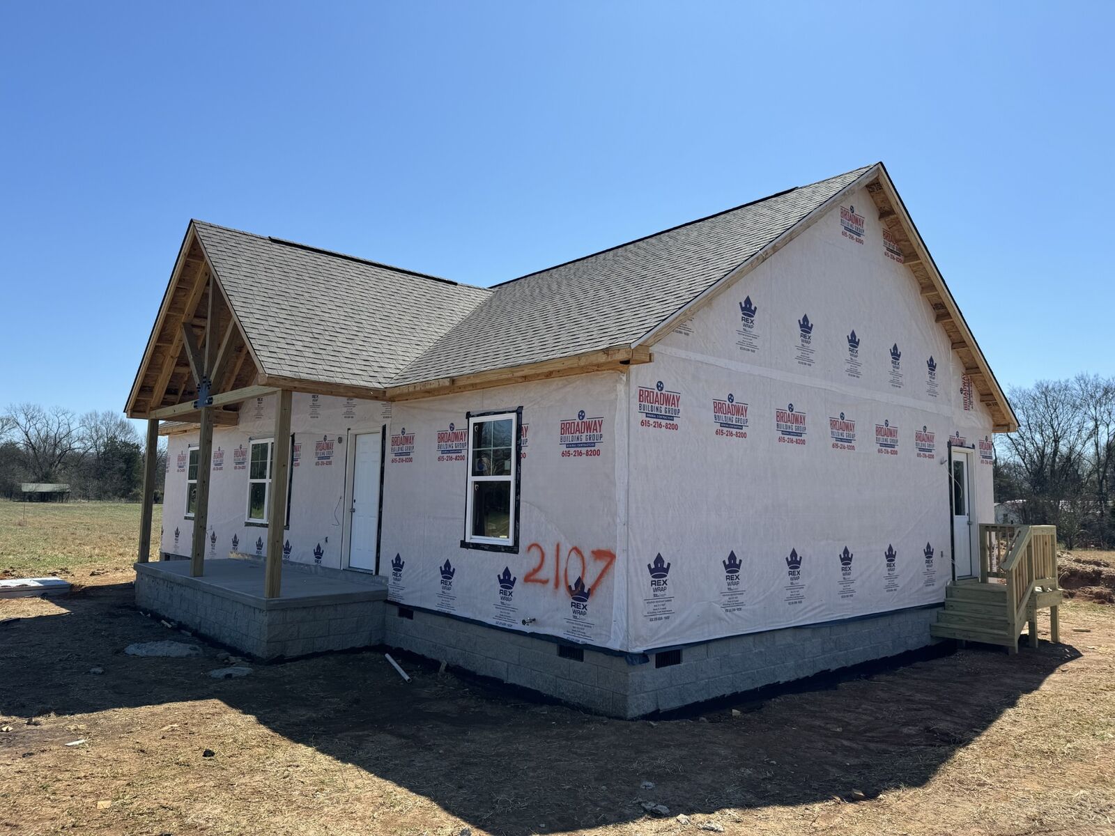 Property Photo: 2107 Laws Hill Cr TN 37091