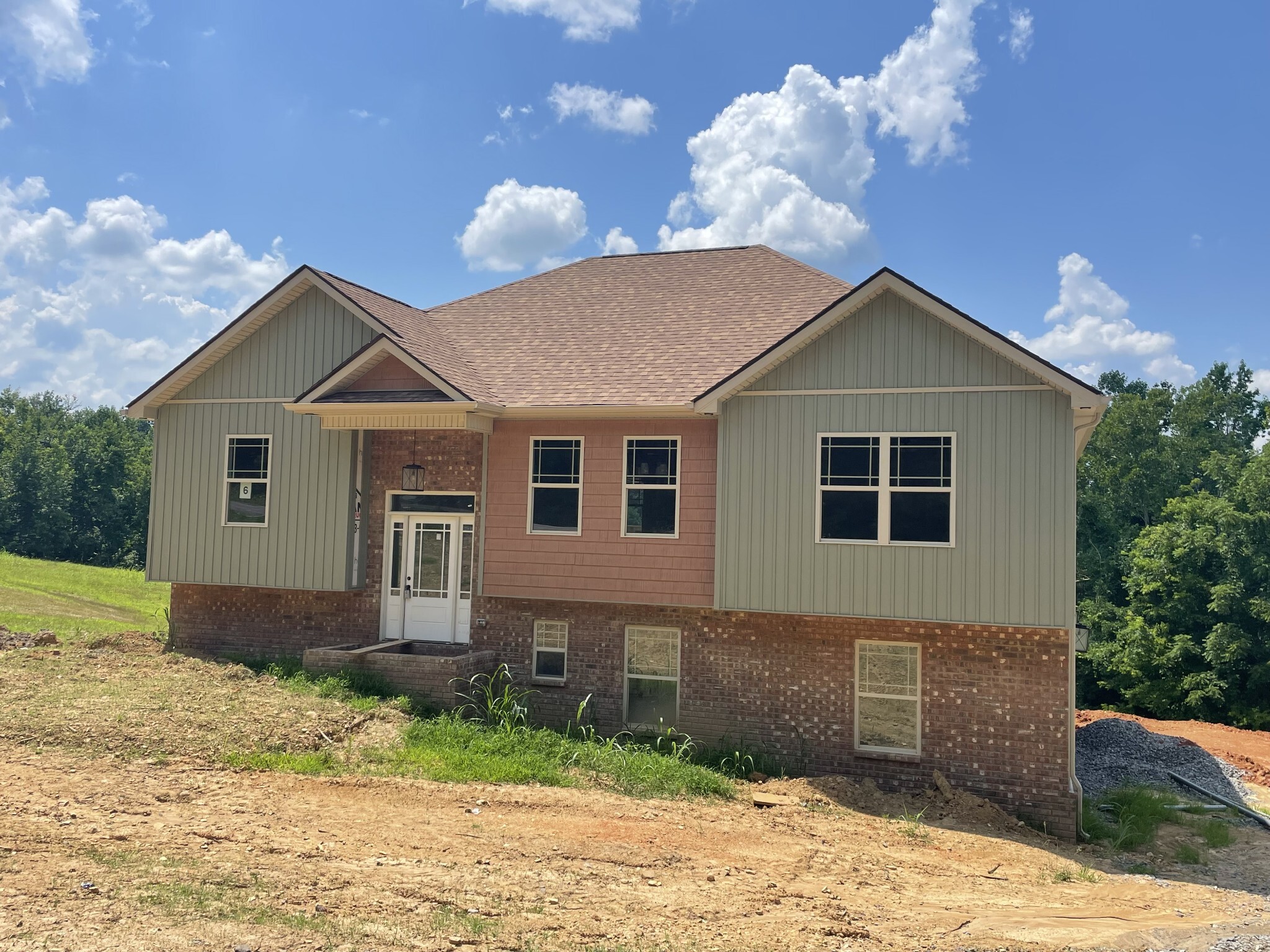 Property Photo: 975 Palmyra Rd TN 37040