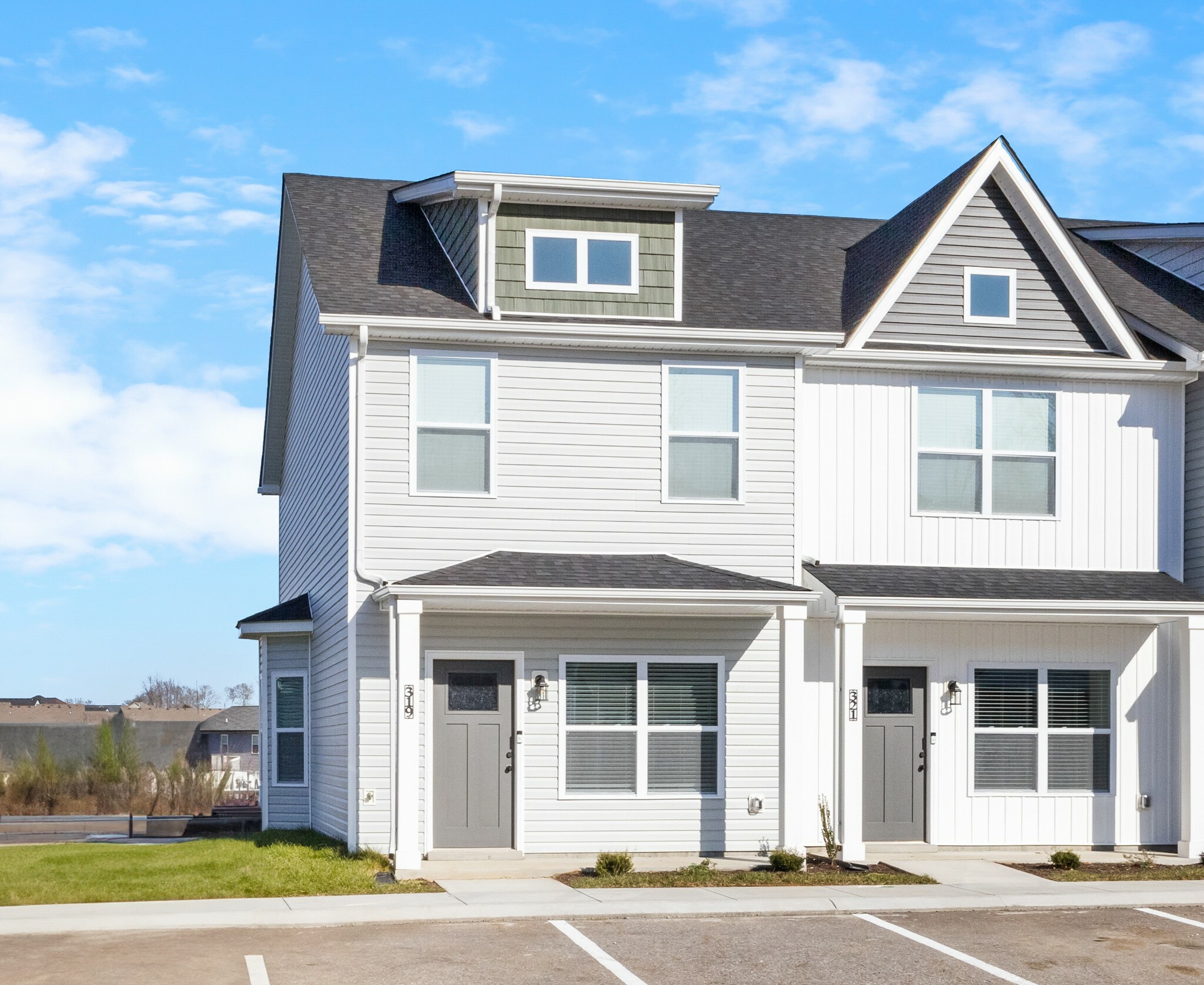 Property Photo: 319 Front Ridge Circle TN 37040