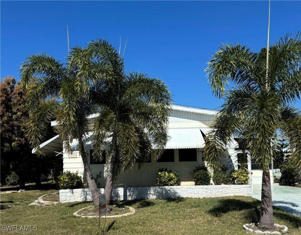 513 Timber Lane S  North Fort Myers FL 33917 photo