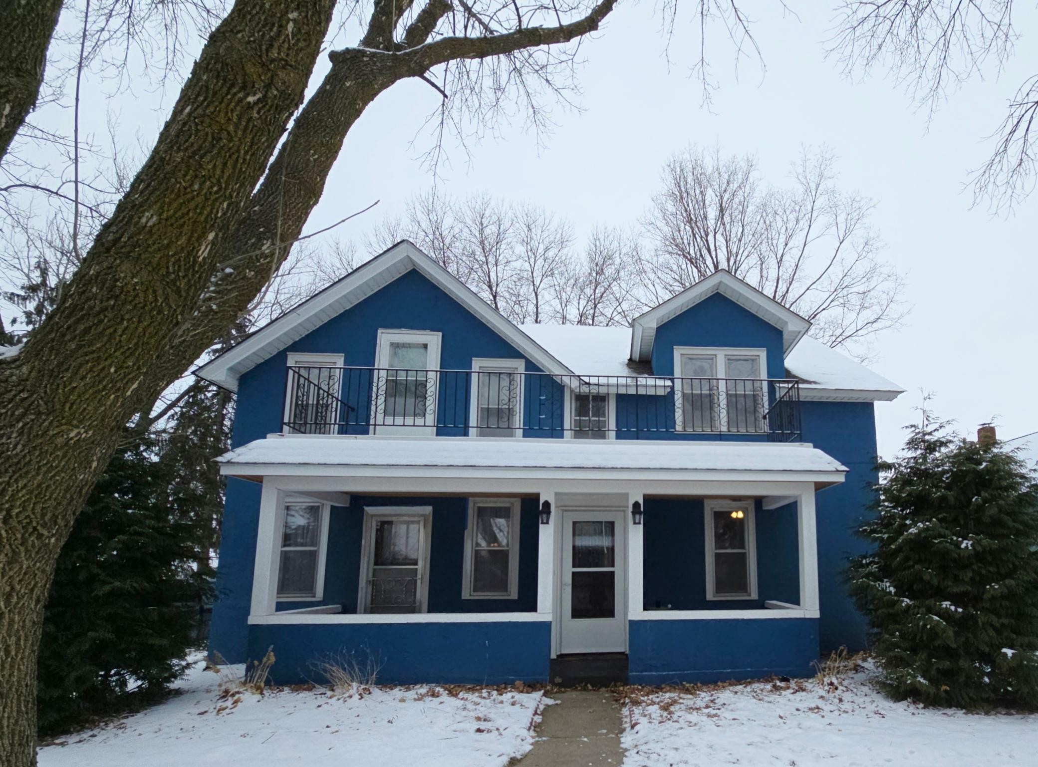 Property Photo:  340 S Elm Street  MN 55387 