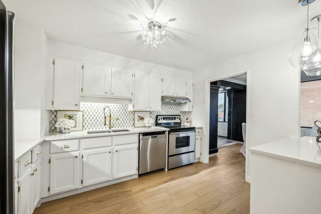 Property Photo:  330 26 Avenue SW 805  AB T2S 2T3 