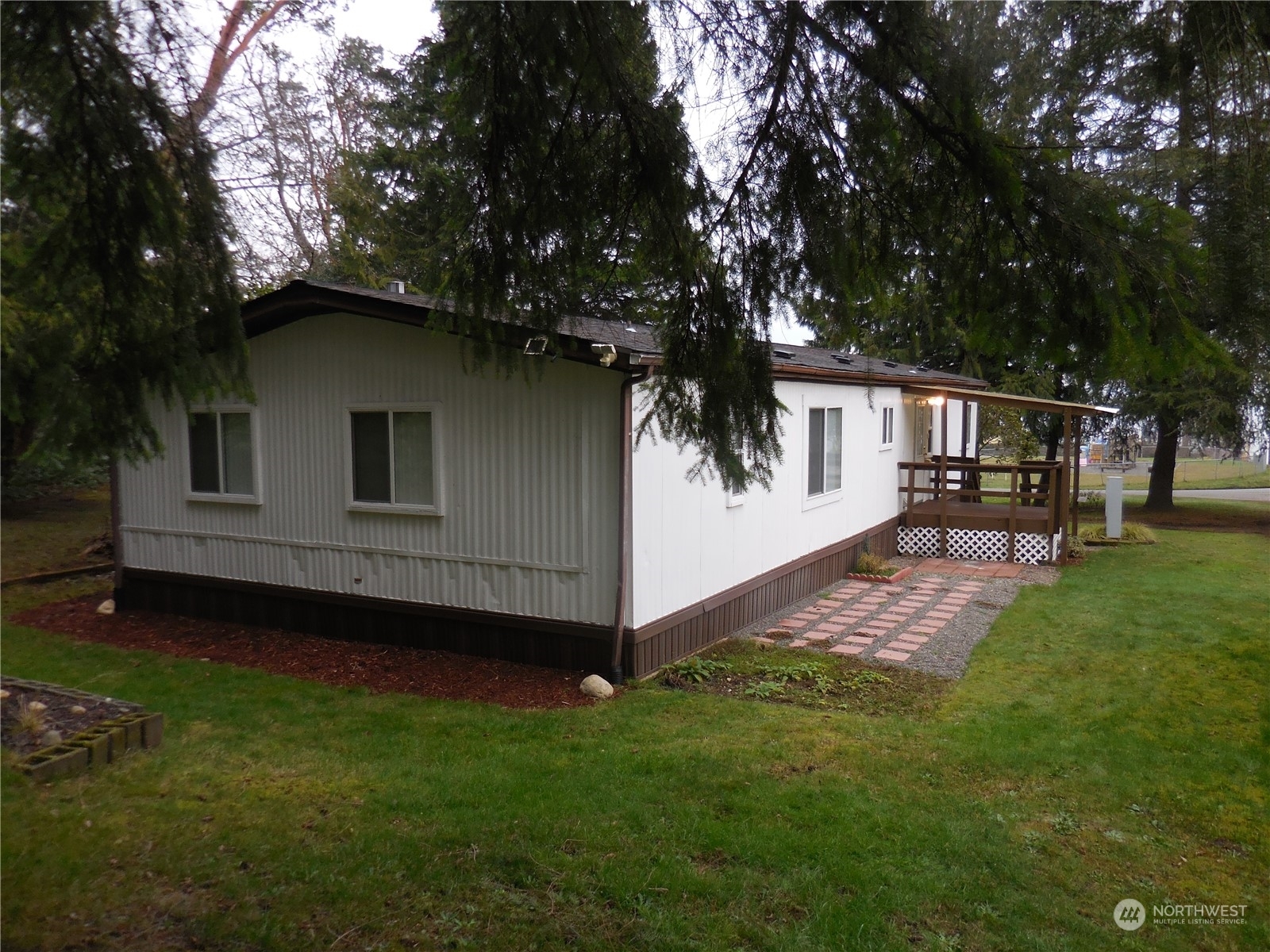 Property Photo: 2094 Cedar Street E WA 98366
