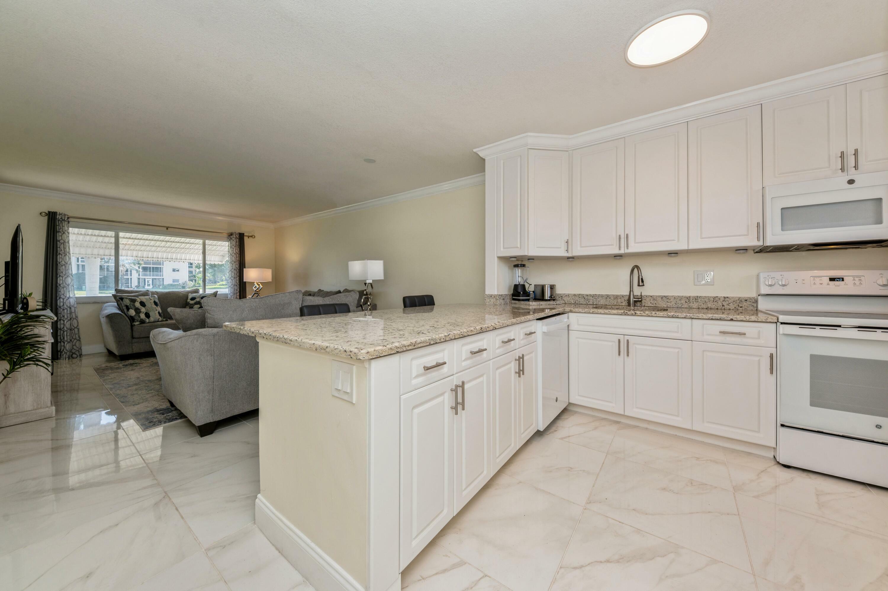 Property Photo:  2668 Garden Drive N 105  FL 33461 