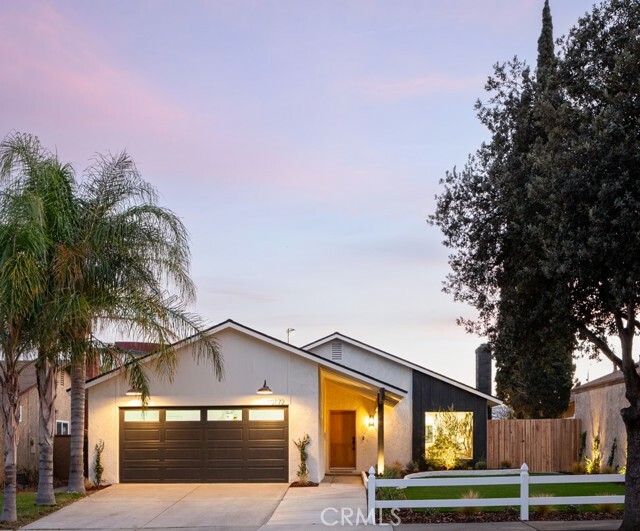 Property Photo:  10172 Fallsvale Lane  CA 92503 