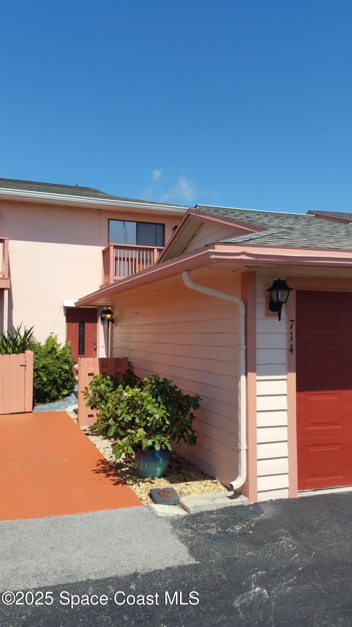 Property Photo:  714 Sea Palm Lane  FL 32937 