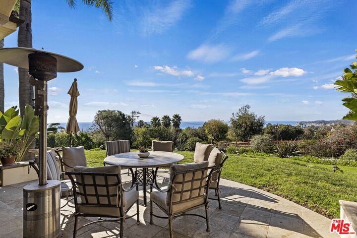 Property Photo:  27364 Winding Way  CA 90265 