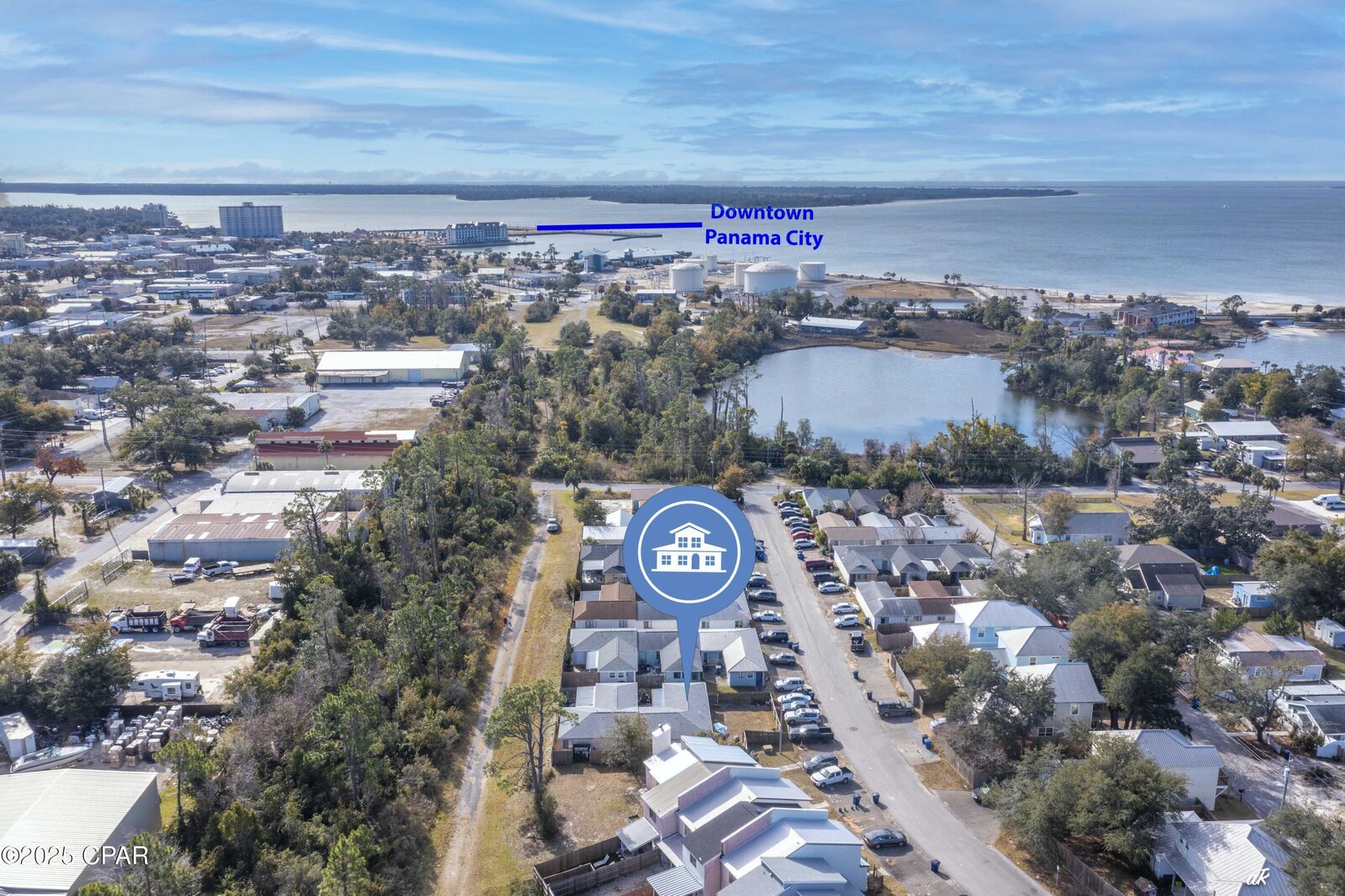 Property Photo: 836 Premier Drive FL 32401