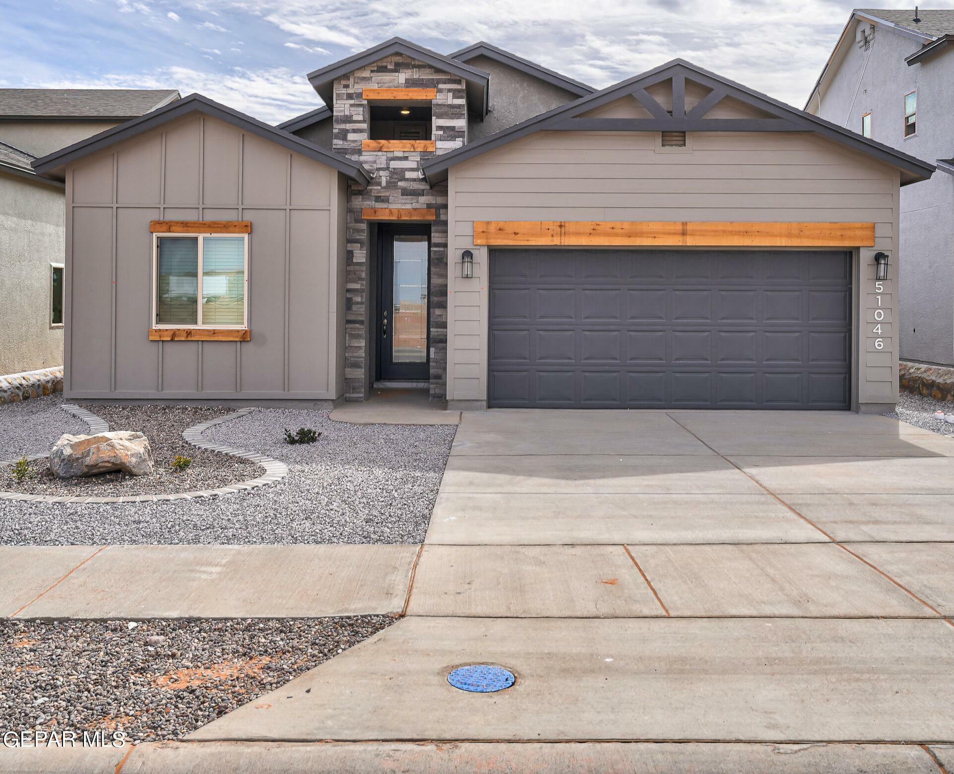 Property Photo: 1020 Callie Court TX 79927