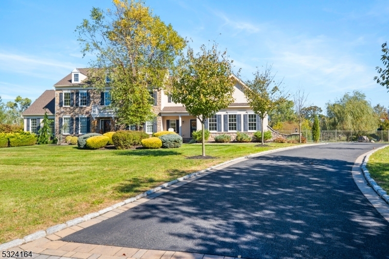 Property Photo:  7 Belmont Ct  NJ 08867 