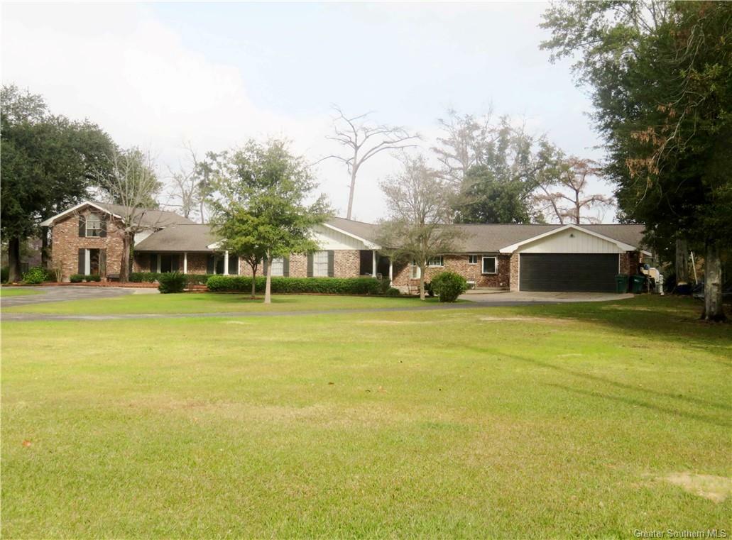 Property Photo:  1024 Hollis Road  LA 70669 