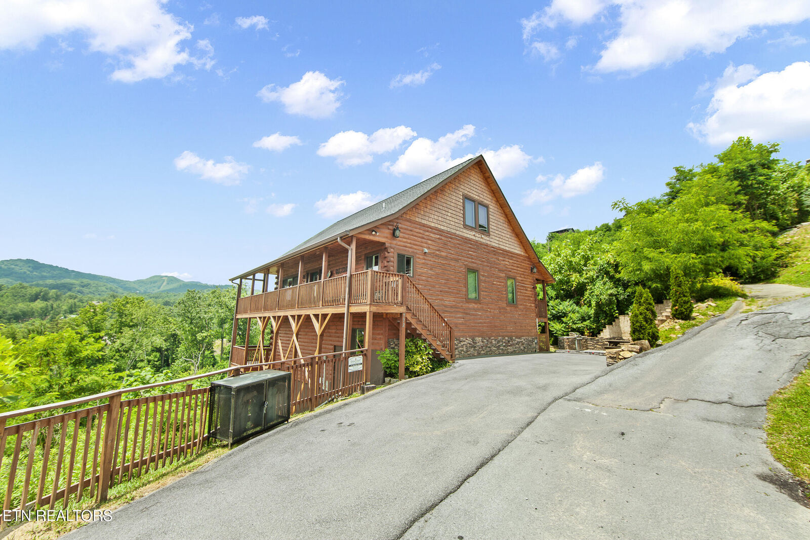 Property Photo: 772 Cliff Branch Rd TN 37738