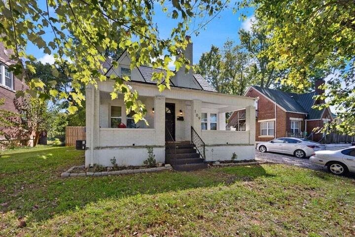 Property Photo:  109 Murrell Ave  KY 42503 
