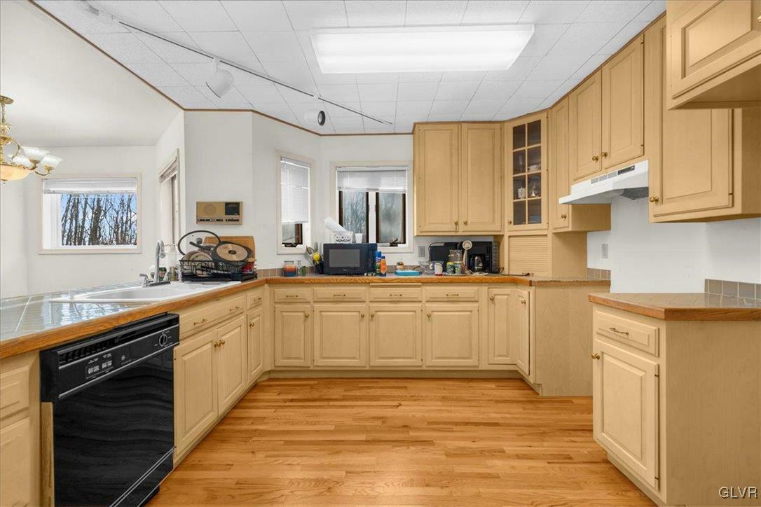 Property Photo: 131 Stone Ridge Road PA 18210