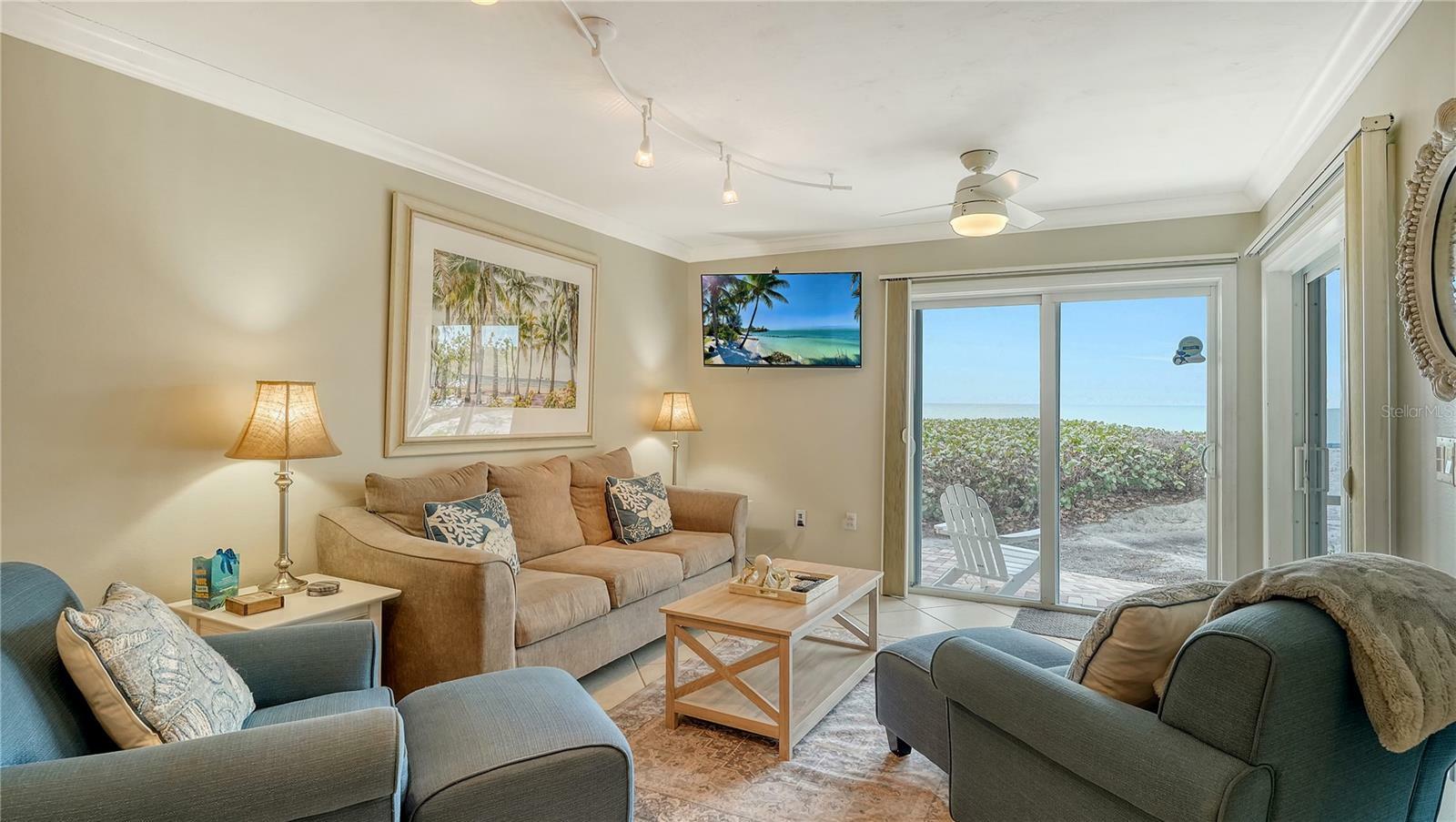 Property Photo: 5311 Gulf Of Mexico Drive 3 FL 34228