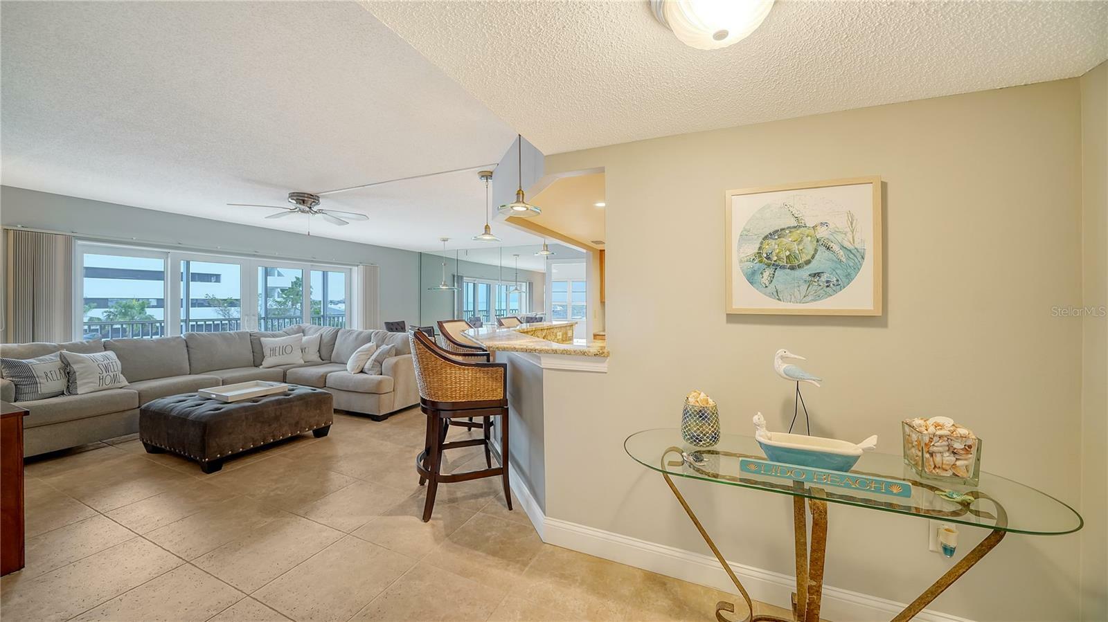 Property Photo:  800 Benjamin Franklin Drive 602  FL 34236 