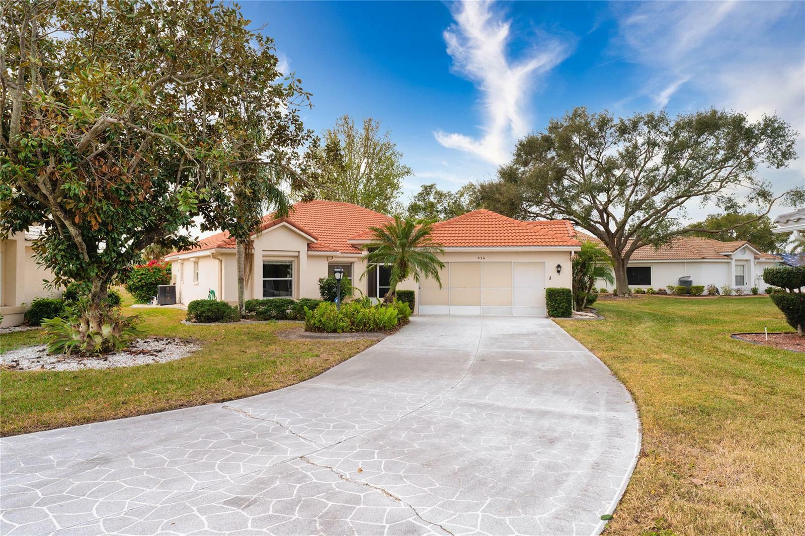 Property Photo:  936 Kings Boulevard  FL 33573 