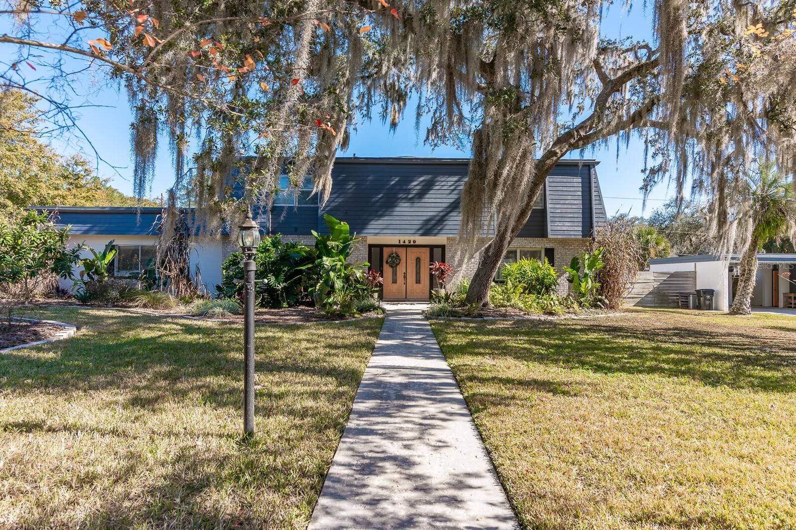 Property Photo: 1429 NW 48th Terrace FL 32605