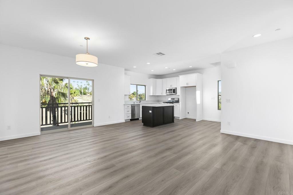 Property Photo: 8532 Vista Azul Pl CA 91945