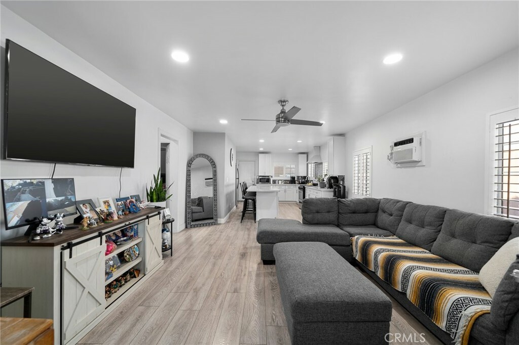 Property Photo:  1309 N Hazard Avenue  CA 90063 